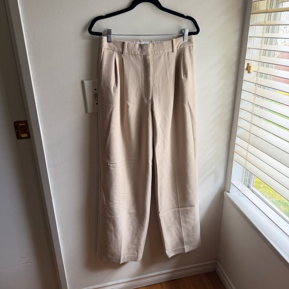Babaton Pleated Pant
